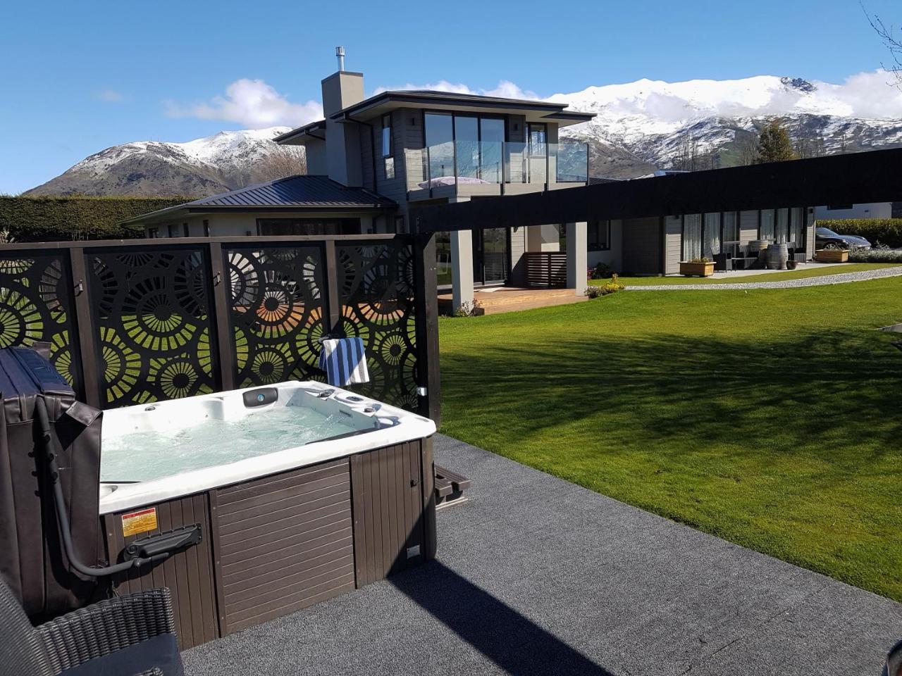 Copper Beech Wanaka - Luxury Accommodation Exteriör bild
